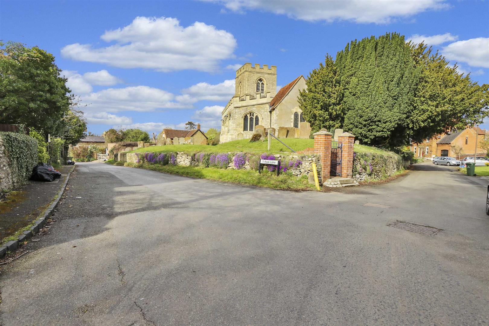 Leys Road, Loughton, Milton Keynes
